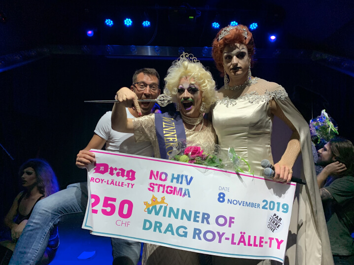 The best drag queen was elected in the Parterre One cafe by asking participants about HIV and dispelling myths.